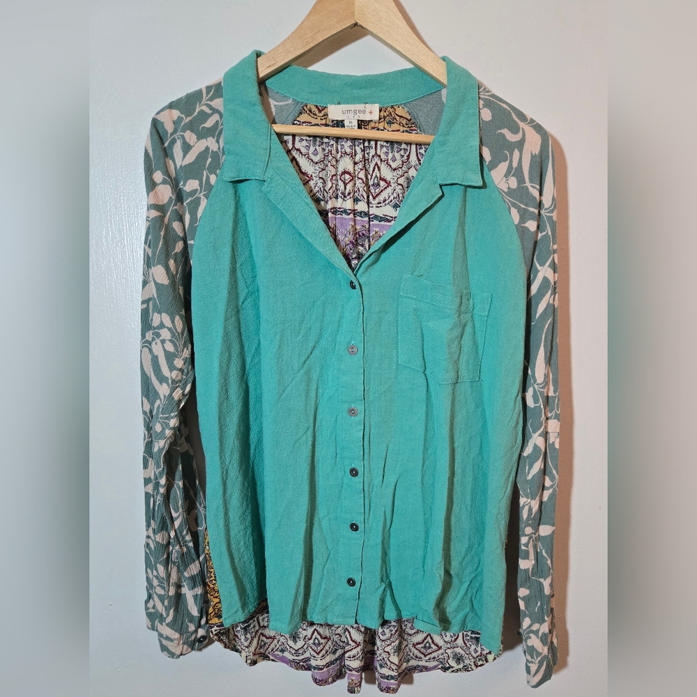Umgee- Women's Teal Button-Up Top